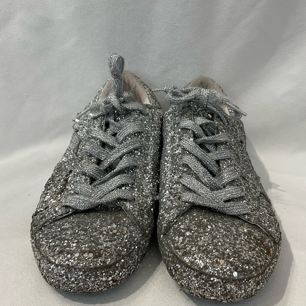 Golden Goose Sneakers - Picture 2 of 6